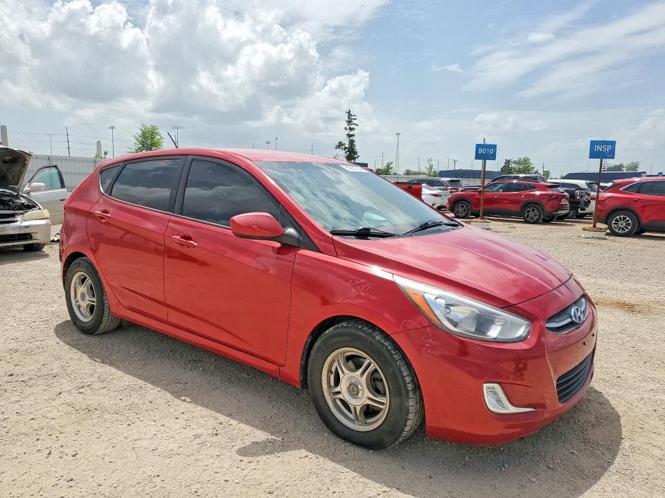 2017 HYUNDAI ACCENT SE 4
