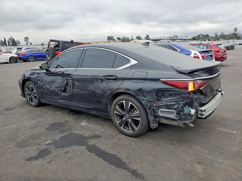 2024 LEXUS ES 300H BASE 2