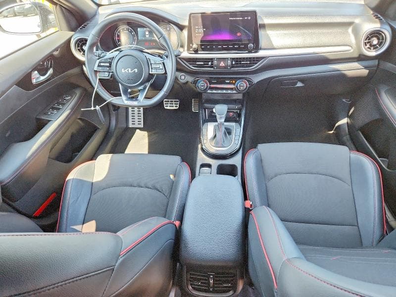 2024 KIA FORTE GT 8