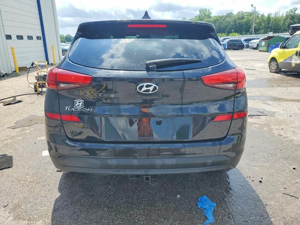 2021 HYUNDAI TUCSON SE 6