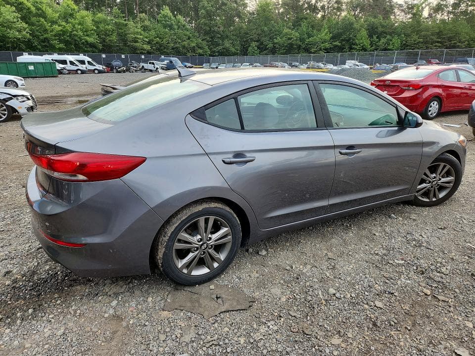 2018 HYUNDAI ELANTRA SEL 3