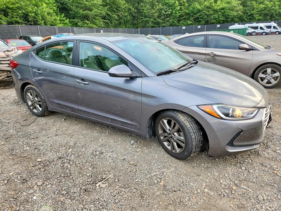2018 HYUNDAI ELANTRA SEL 4