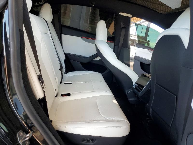 2026 TESLA MODEL Y 11