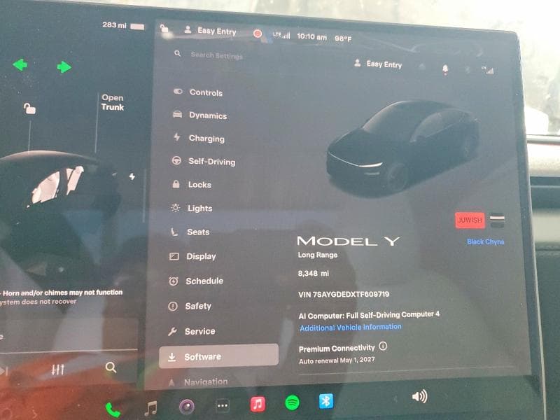 2026 TESLA MODEL Y 9