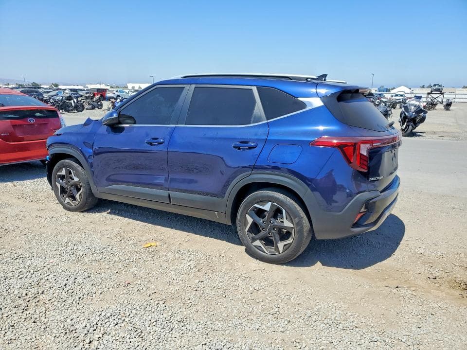 2024 KIA SELTOS EX 2