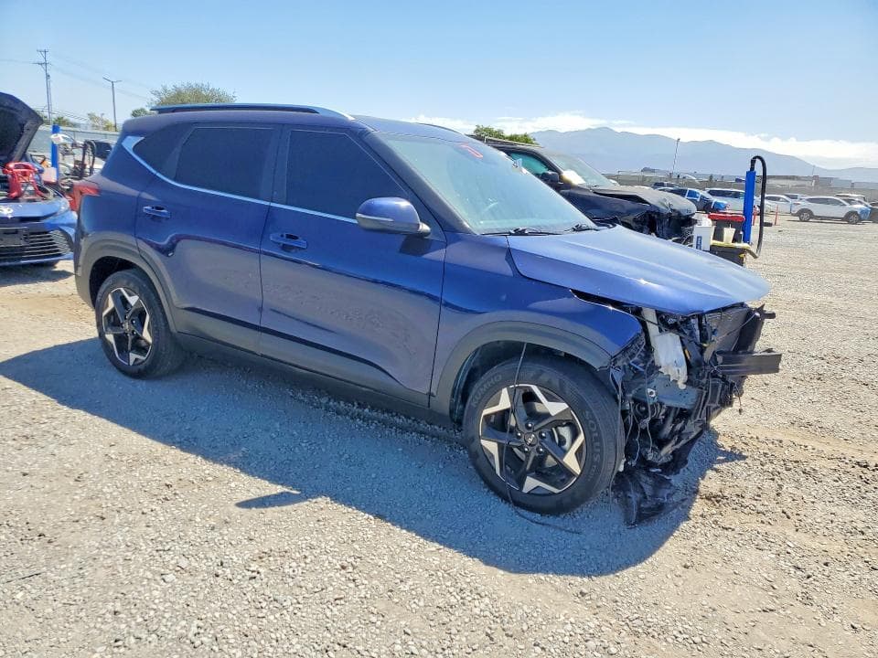 2024 KIA SELTOS EX 4