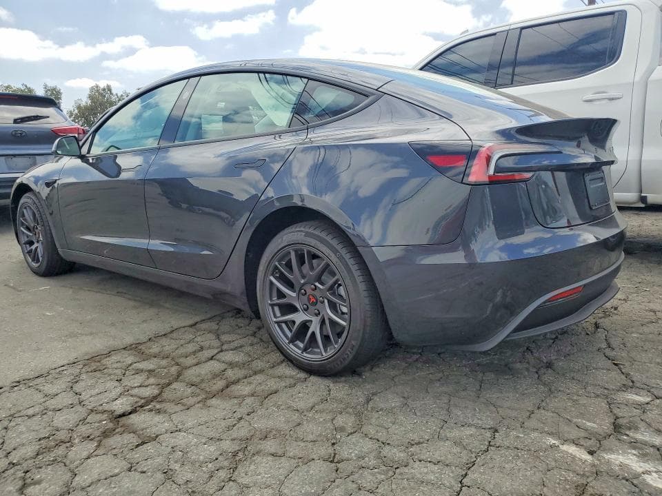 2026 TESLA MODEL 3 2