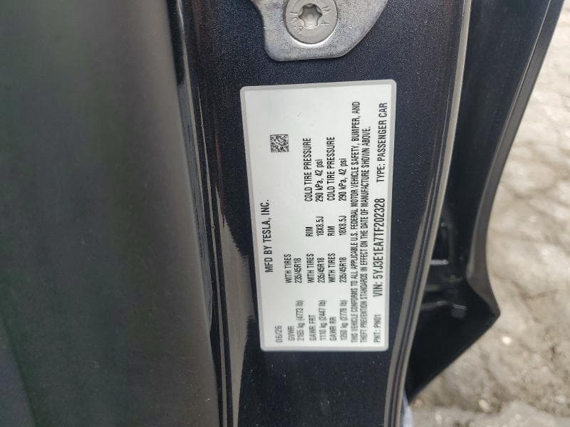 2026 TESLA MODEL 3 12