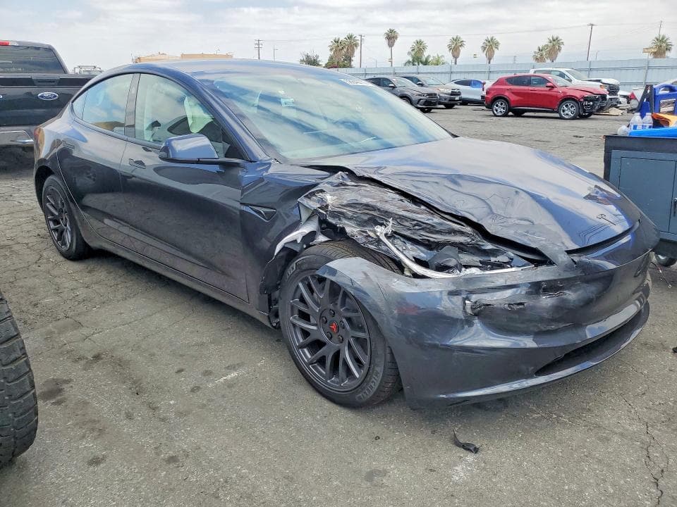 2026 TESLA MODEL 3 4