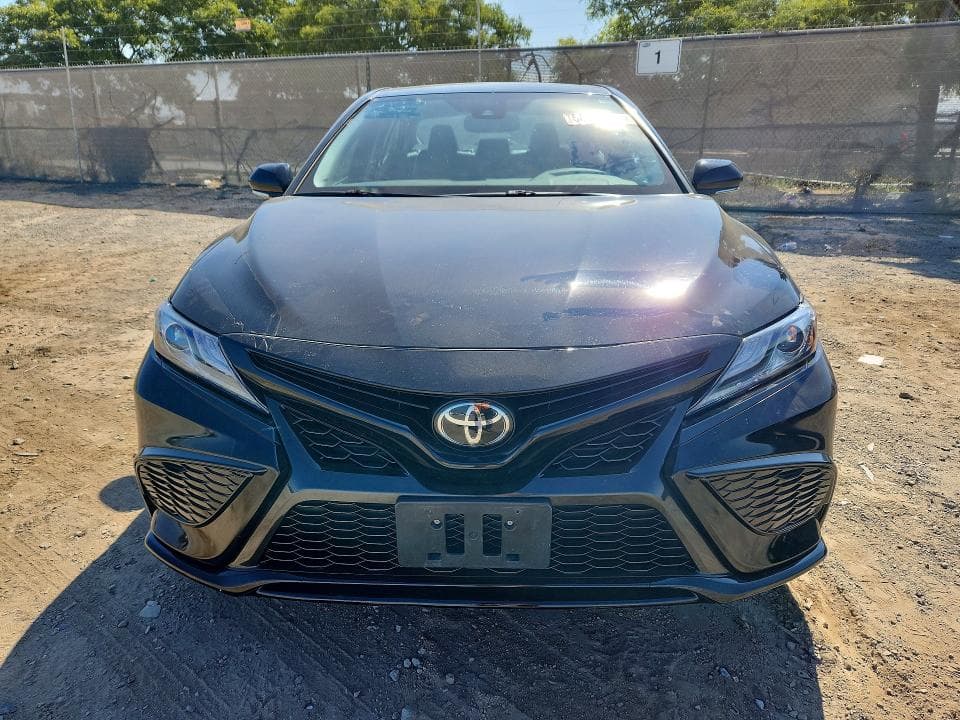 2024 TOYOTA CAMRY XSE 5