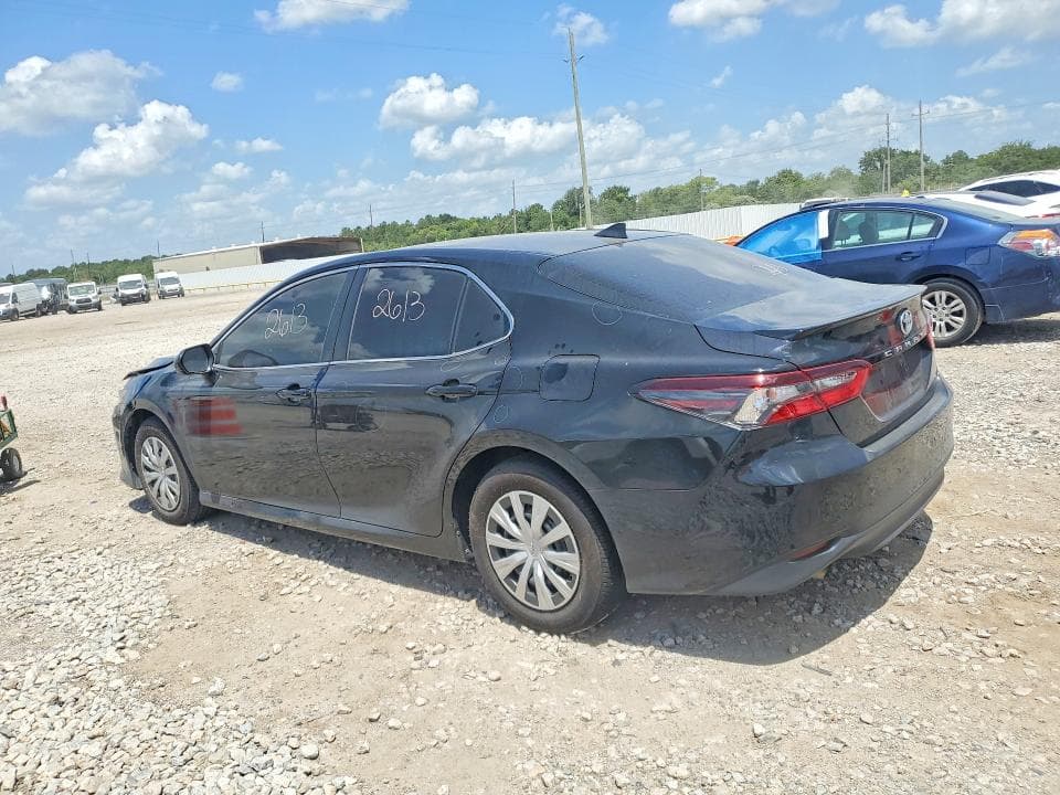 2023 TOYOTA CAMRY LE 2