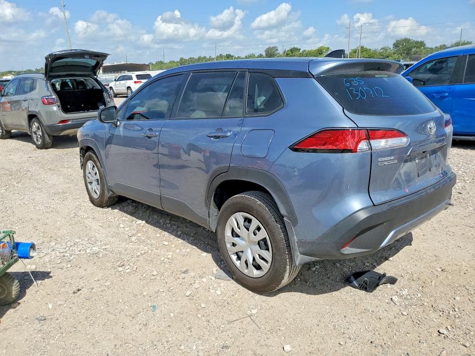 2025 TOYOTA COROLLA CROSS L 2