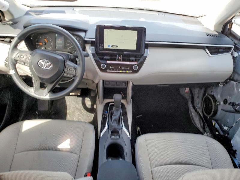 2025 TOYOTA COROLLA CROSS L 8