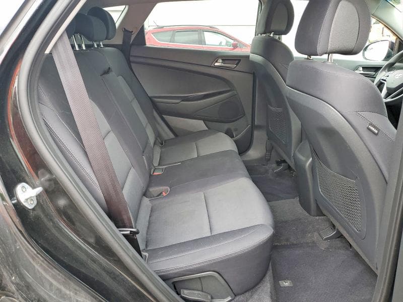 2018 HYUNDAI TUCSON SE SE 11