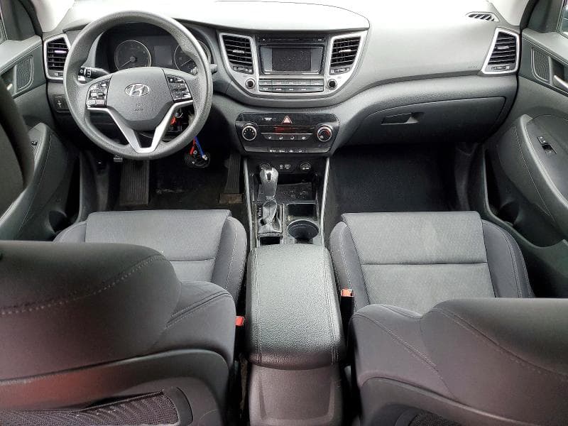 2018 HYUNDAI TUCSON SE SE 8