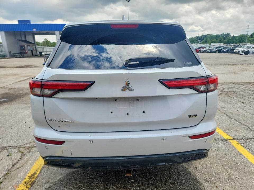 2023 MITSUBISHI OUTLANDER SE 6