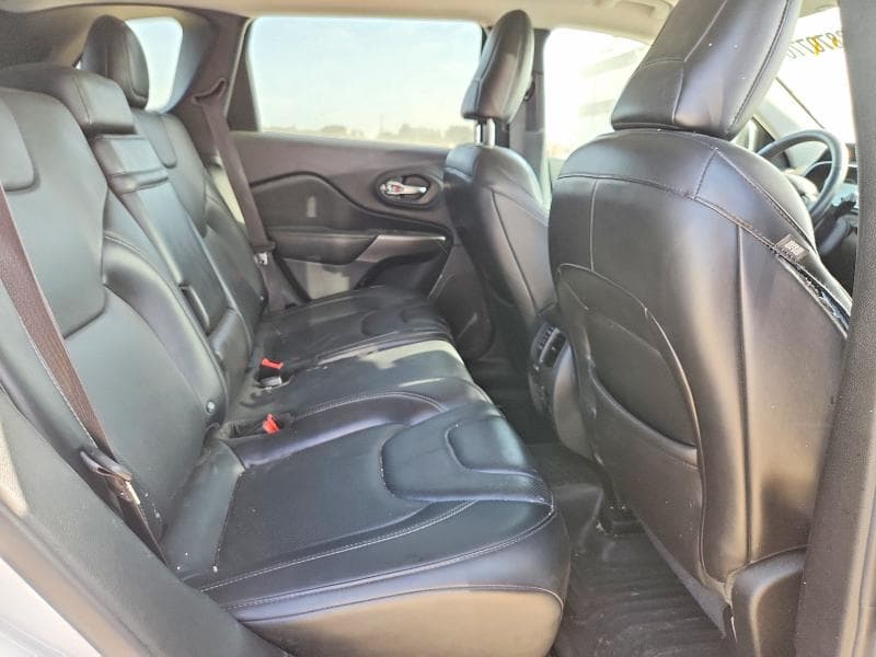 2019 JEEP CHEROKEE LIMITED 11