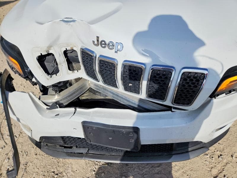 2019 JEEP CHEROKEE LIMITED 12