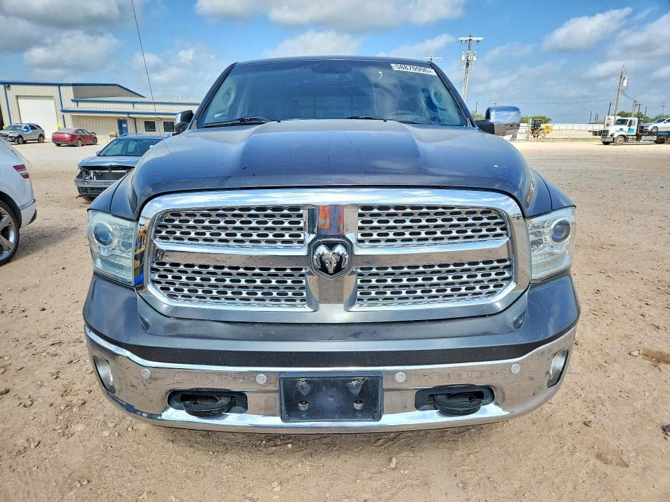 2018 RAM 1500 LARAMIE 4WD 3.0L V6 TDSL LARAMIE 5