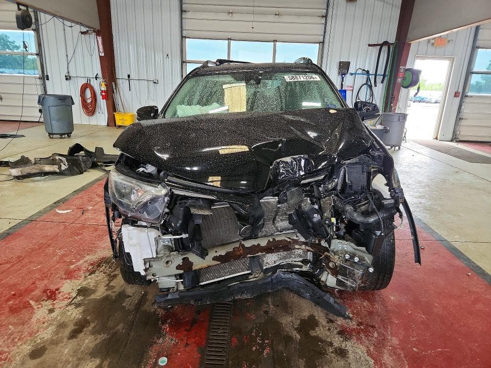 2018 TOYOTA RAV4 XLE 5
