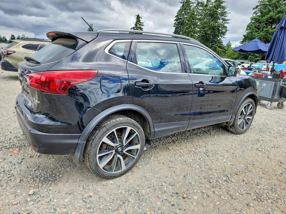 2018 NISSAN ROGUE SPORT SL SL 3