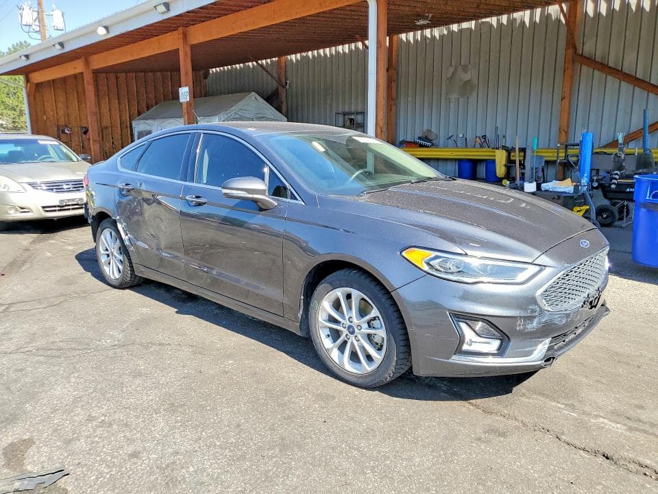 2019 FORD FUSION TITANIUM 4