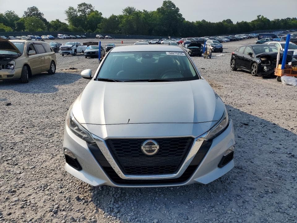 2022 NISSAN ALTIMA SV 5