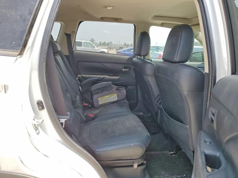 2019 MITSUBISHI OUTLANDER SE 11