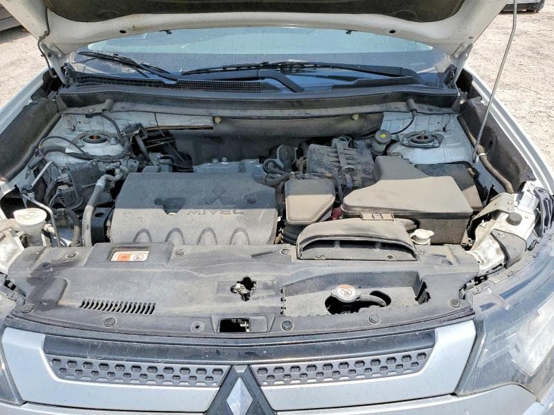 2019 MITSUBISHI OUTLANDER SE 12