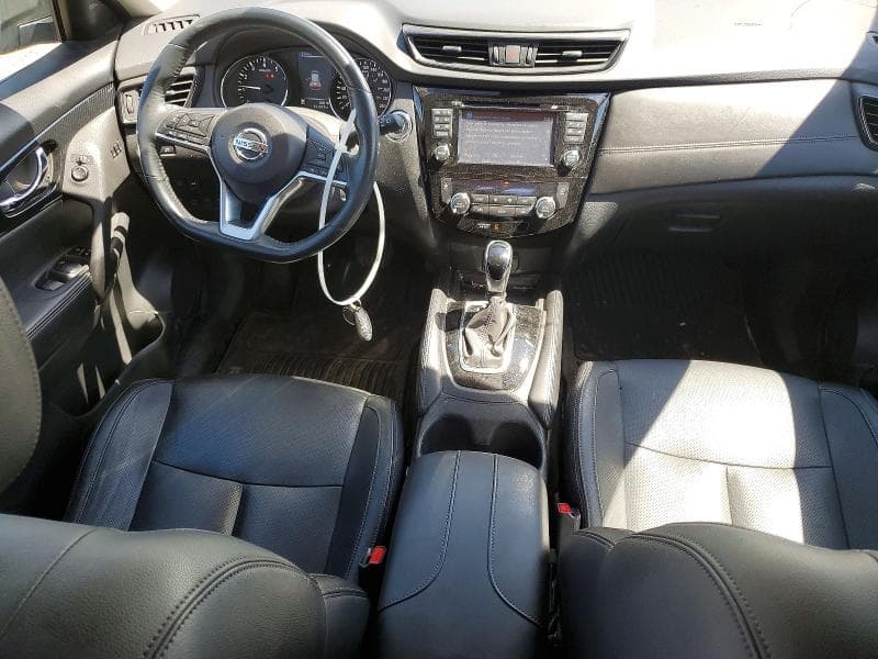 2017 NISSAN ROGUE S 8