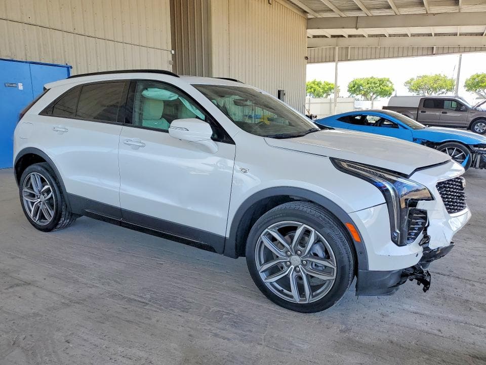 2023 CADILLAC XT4 SPORT 4