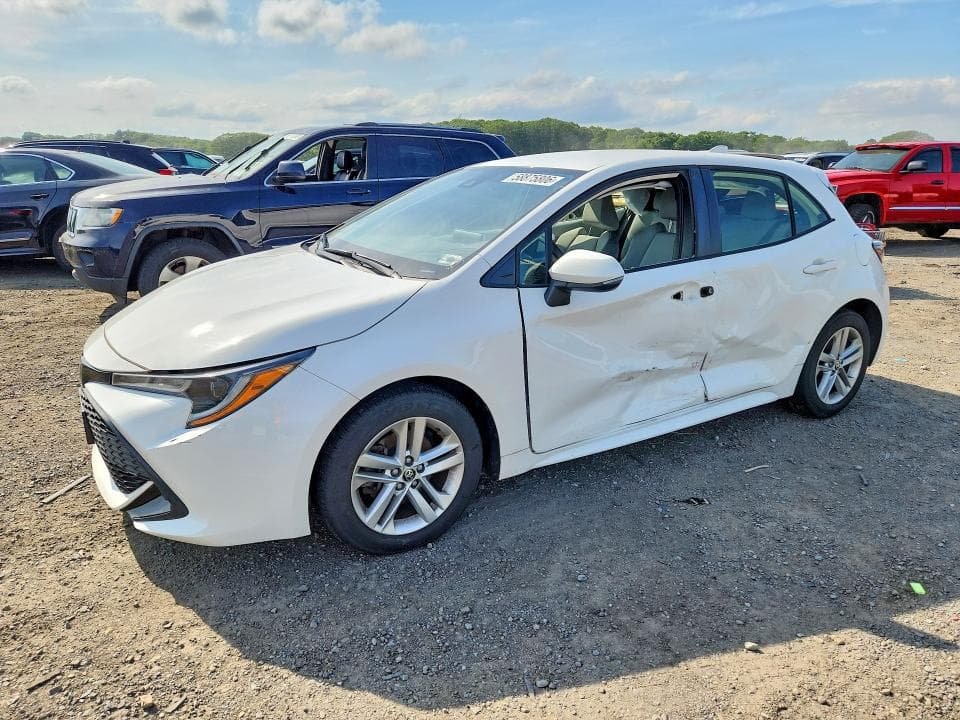 2021 TOYOTA COROLLA HATCHBACK SE - 1