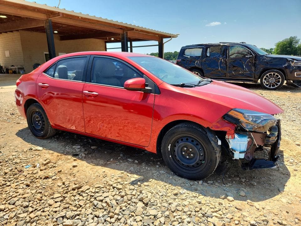 2017 TOYOTA COROLLA LE 4