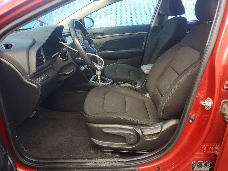 2019 HYUNDAI ELANTRA SE SE 7