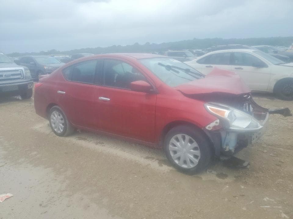 2019 NISSAN VERSA SV SV 4