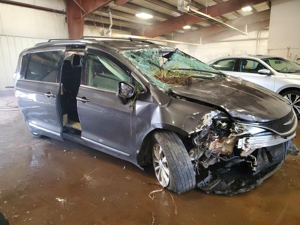 2019 CHRYSLER PACIFICA TOURING L TOURING L 4
