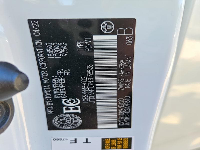 2022 TOYOTA PRIUS LE AWD-E 12