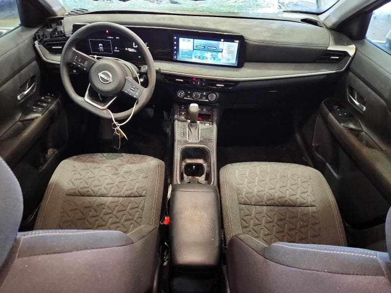 2025 NISSAN KICKS SV 8