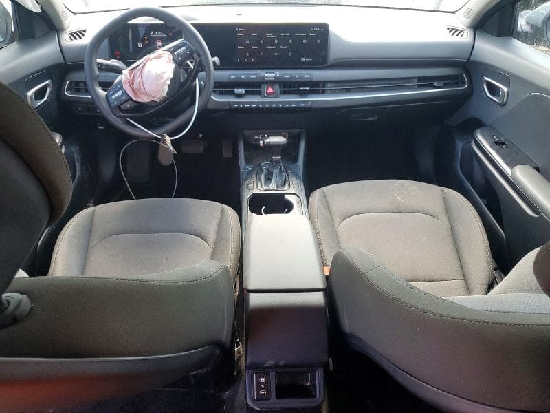 2025 KIA K4 LXS 8