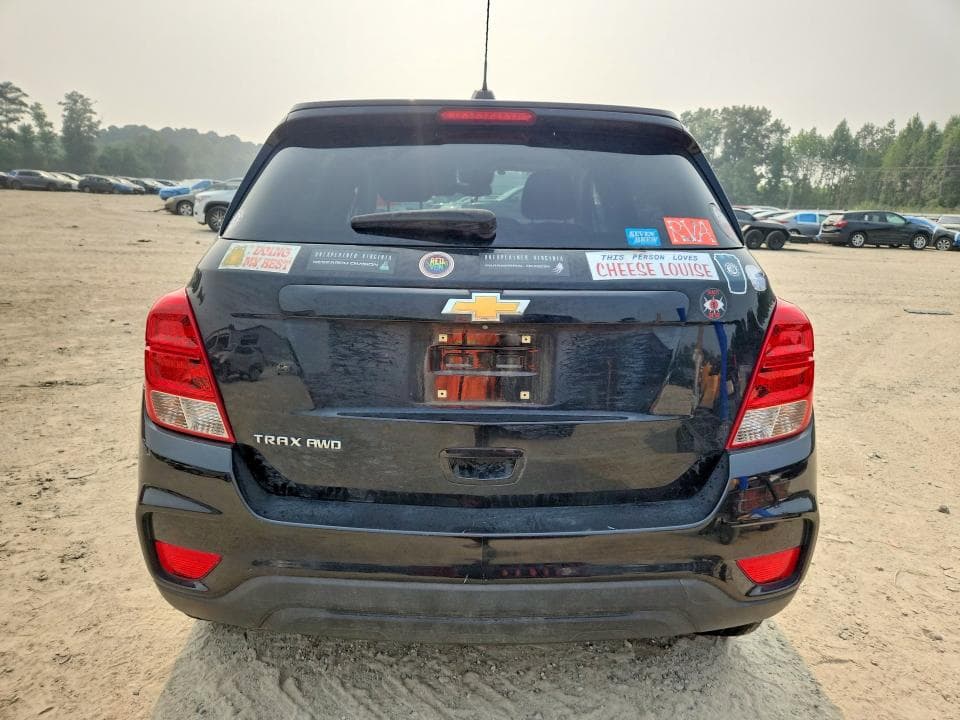2020 CHEVROLET TRAX LS 6