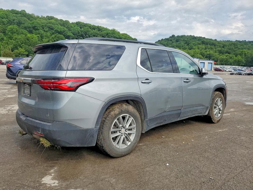 2023 CHEVROLET TRAVERSE LT 3