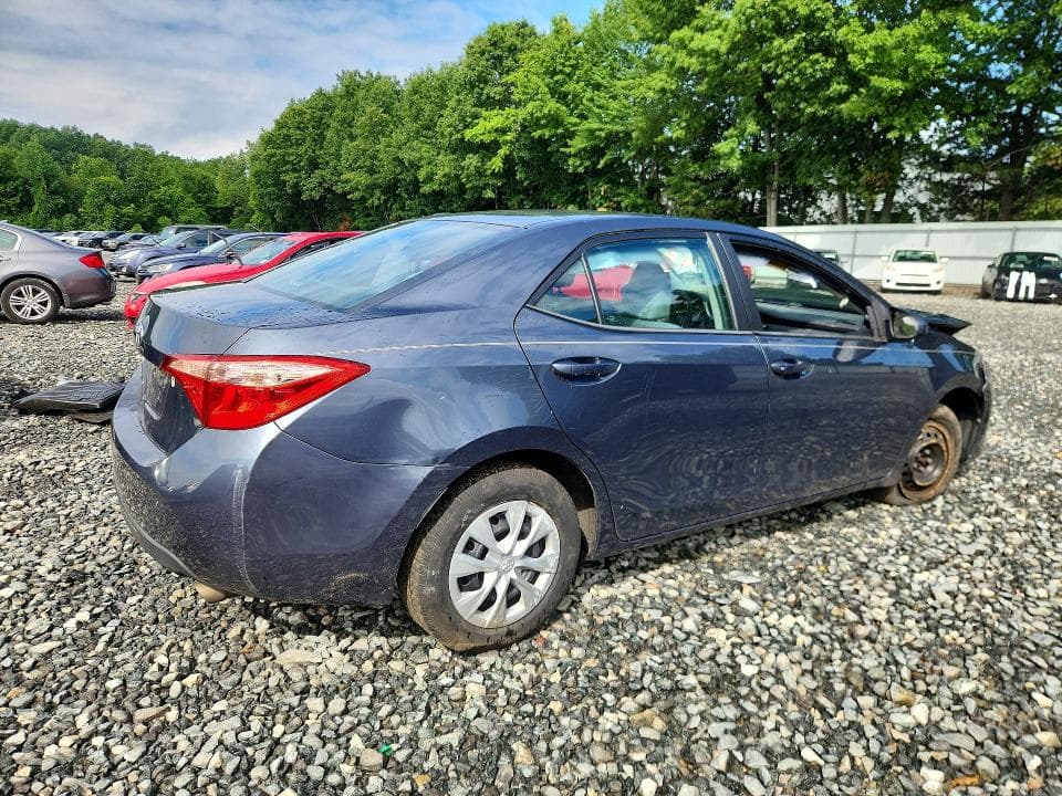 2017 TOYOTA COROLLA L 3