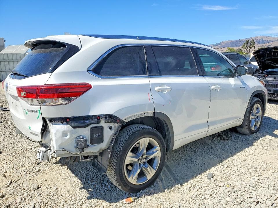2019 TOYOTA HIGHLANDER HYBRID LIMITED 3