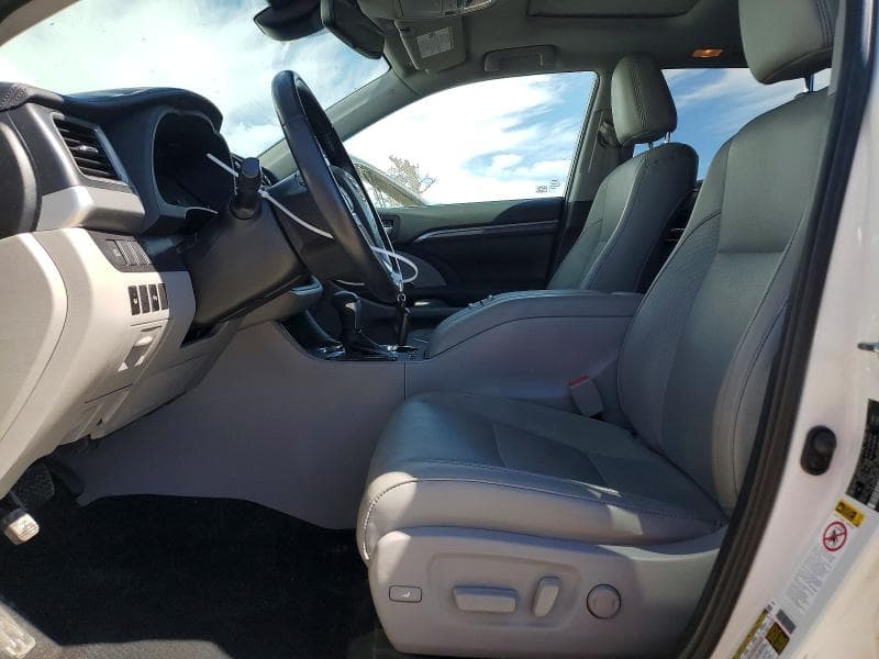 2019 TOYOTA HIGHLANDER HYBRID LIMITED 7
