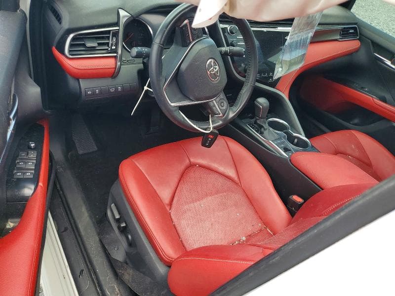 2019 TOYOTA CAMRY XSE 8
