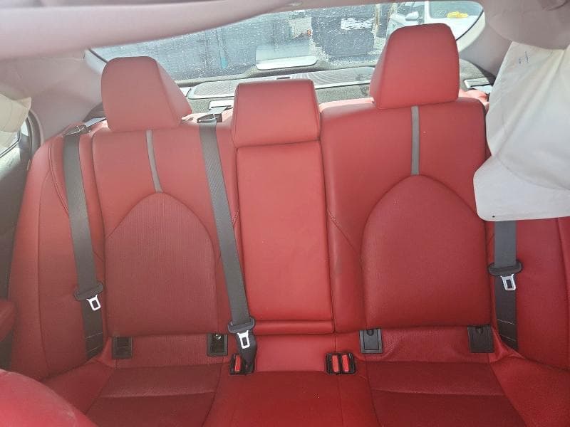 2019 TOYOTA CAMRY XSE 10