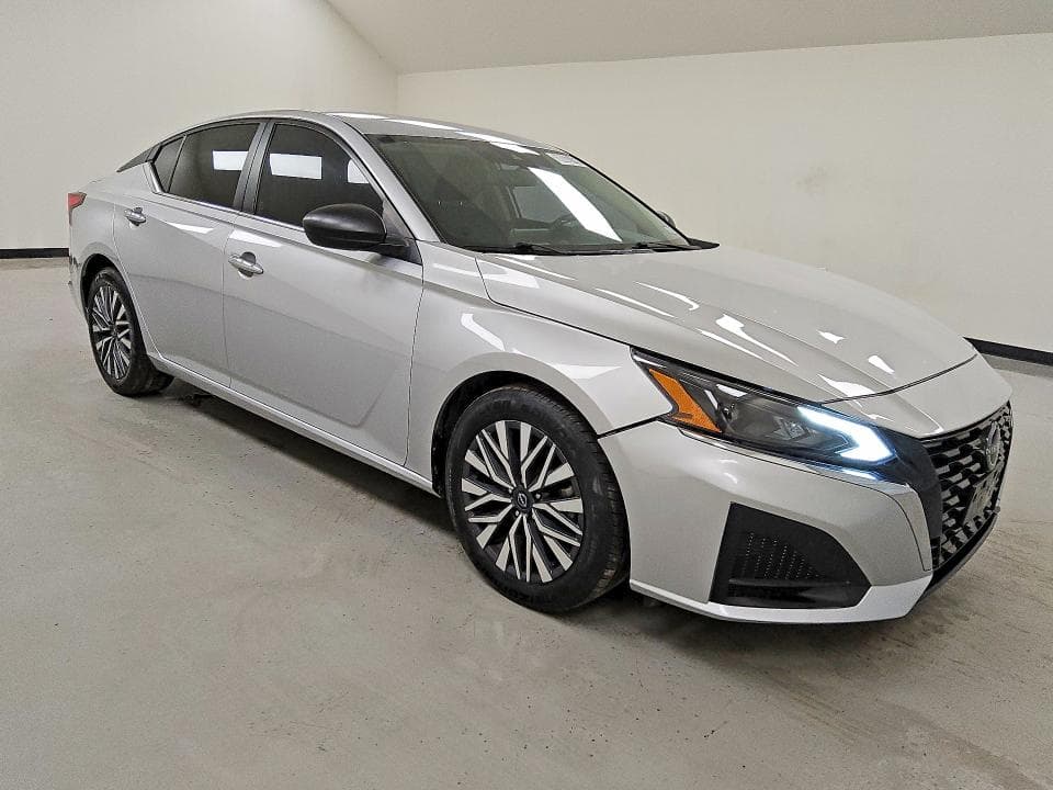 2024 NISSAN ALTIMA SV 4