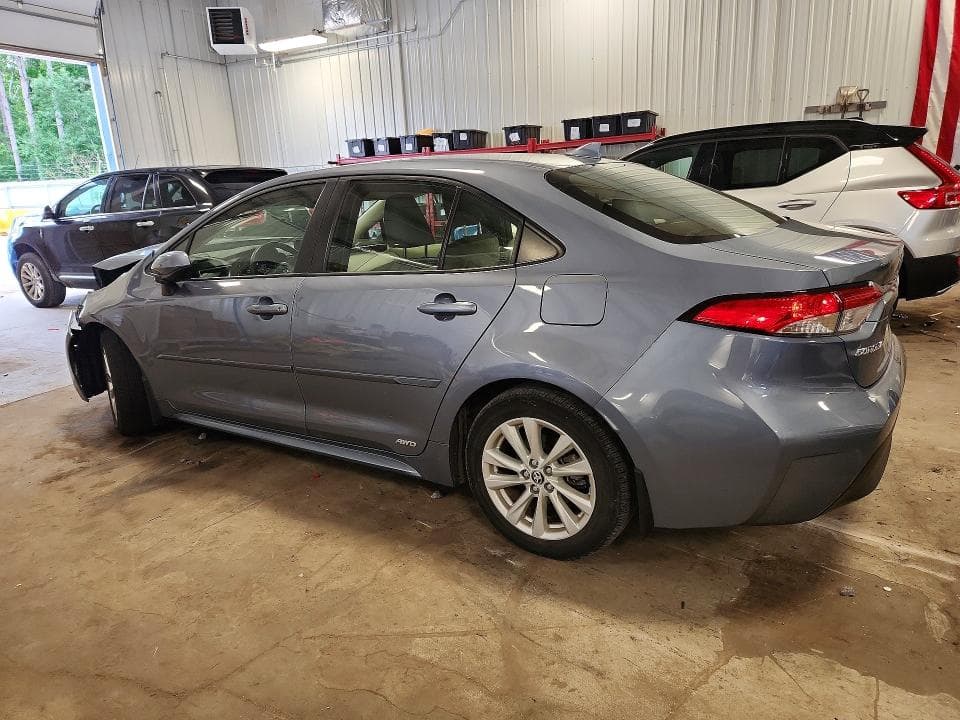2023 TOYOTA COROLLA HYBRID LE 2