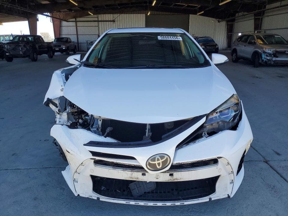 2017 TOYOTA COROLLA SE 5