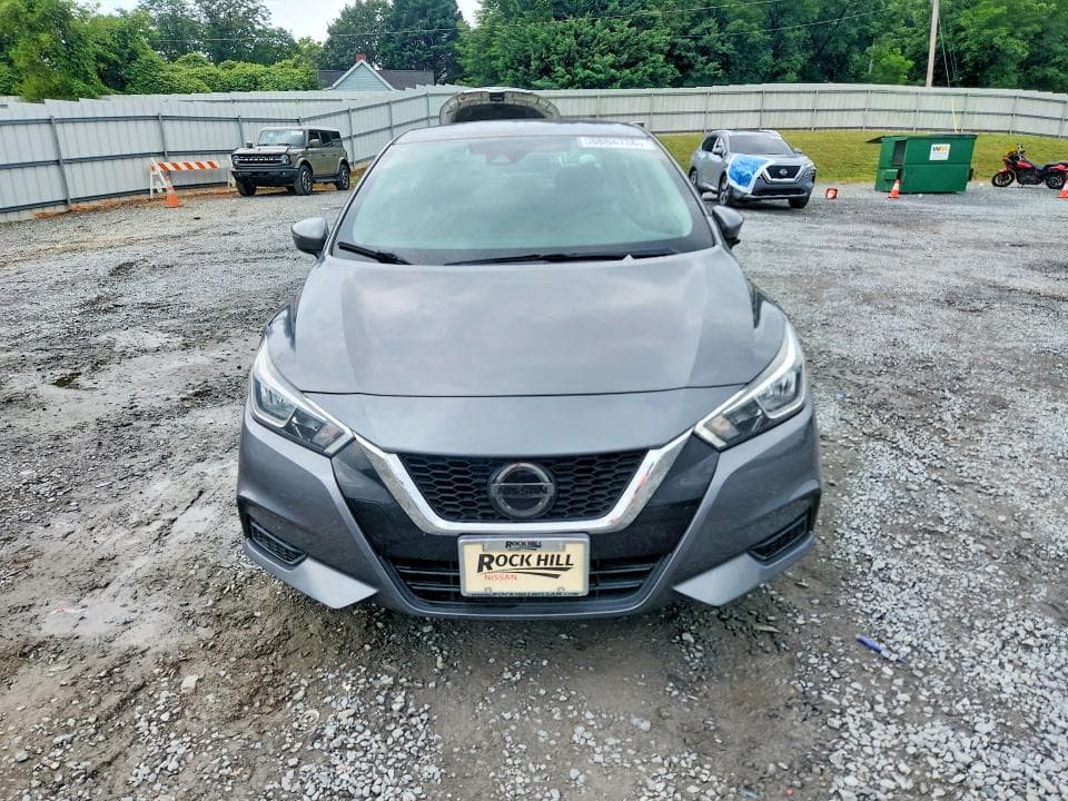 2020 NISSAN VERSA SV 5
